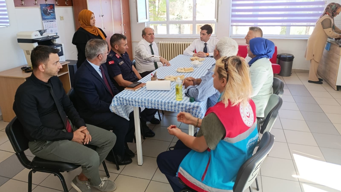  ÇAMLICA İLKOKULU'NA ZİYARET