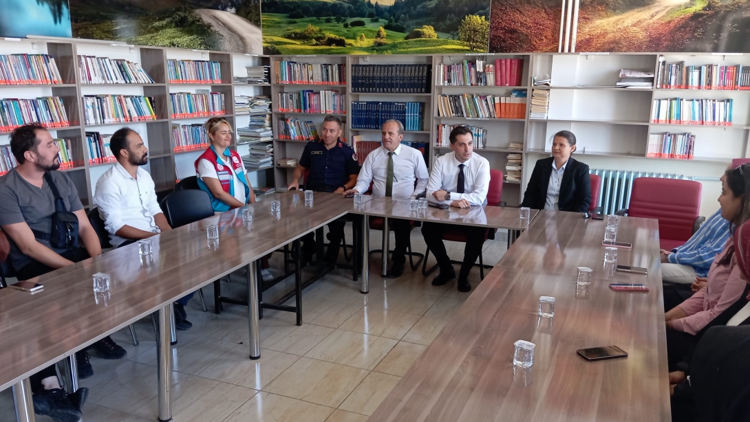 ARDIÇKAYA İLKOKULU/ORTAOKULU ZİYARETİ