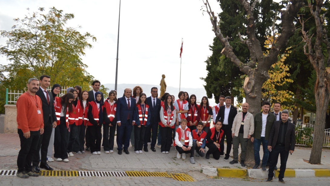 KARAMAN İL MİLLİ EĞİTİM MÜDÜRÜMÜZ VE MÜDÜR YARDIMCIMIZDAN ERMENEK'E ZİYARET! 